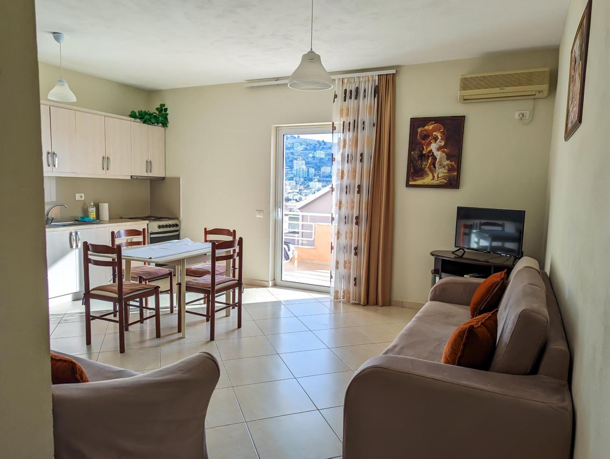Sarah'S Apartments - 5 Min Walk To Beaches & Boulevard - Big Balcony! Саранда Экстерьер фото