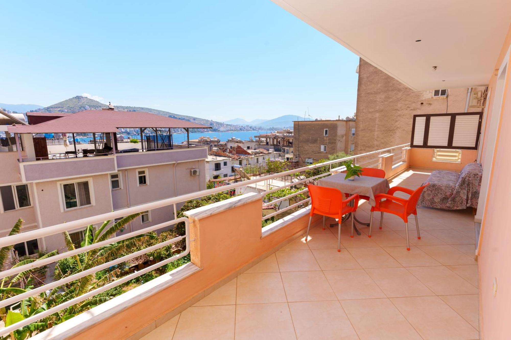 Sarah'S Apartments - 5 Min Walk To Beaches & Boulevard - Big Balcony! Саранда Экстерьер фото