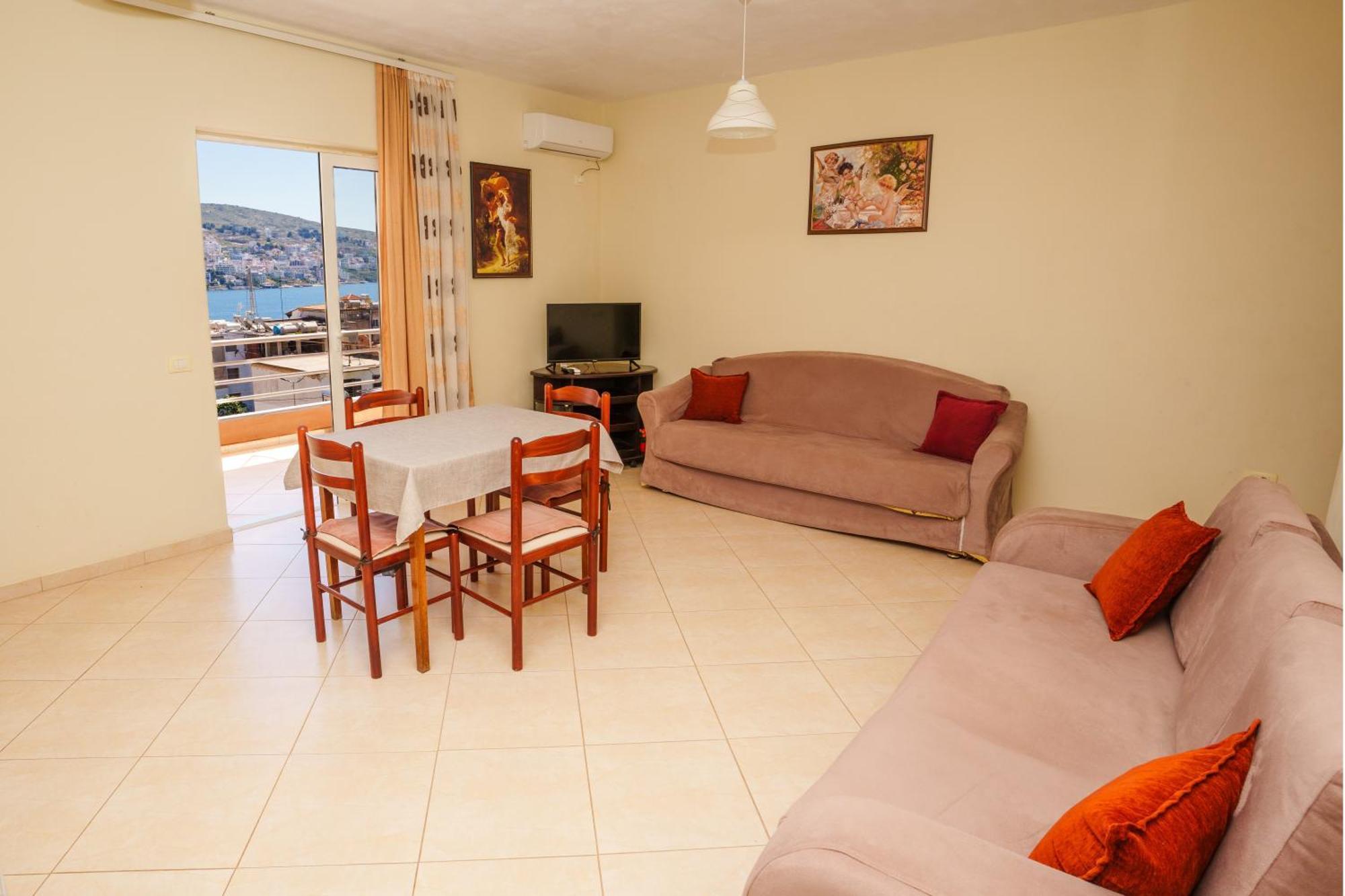 Sarah'S Apartments - 5 Min Walk To Beaches & Boulevard - Big Balcony! Саранда Экстерьер фото
