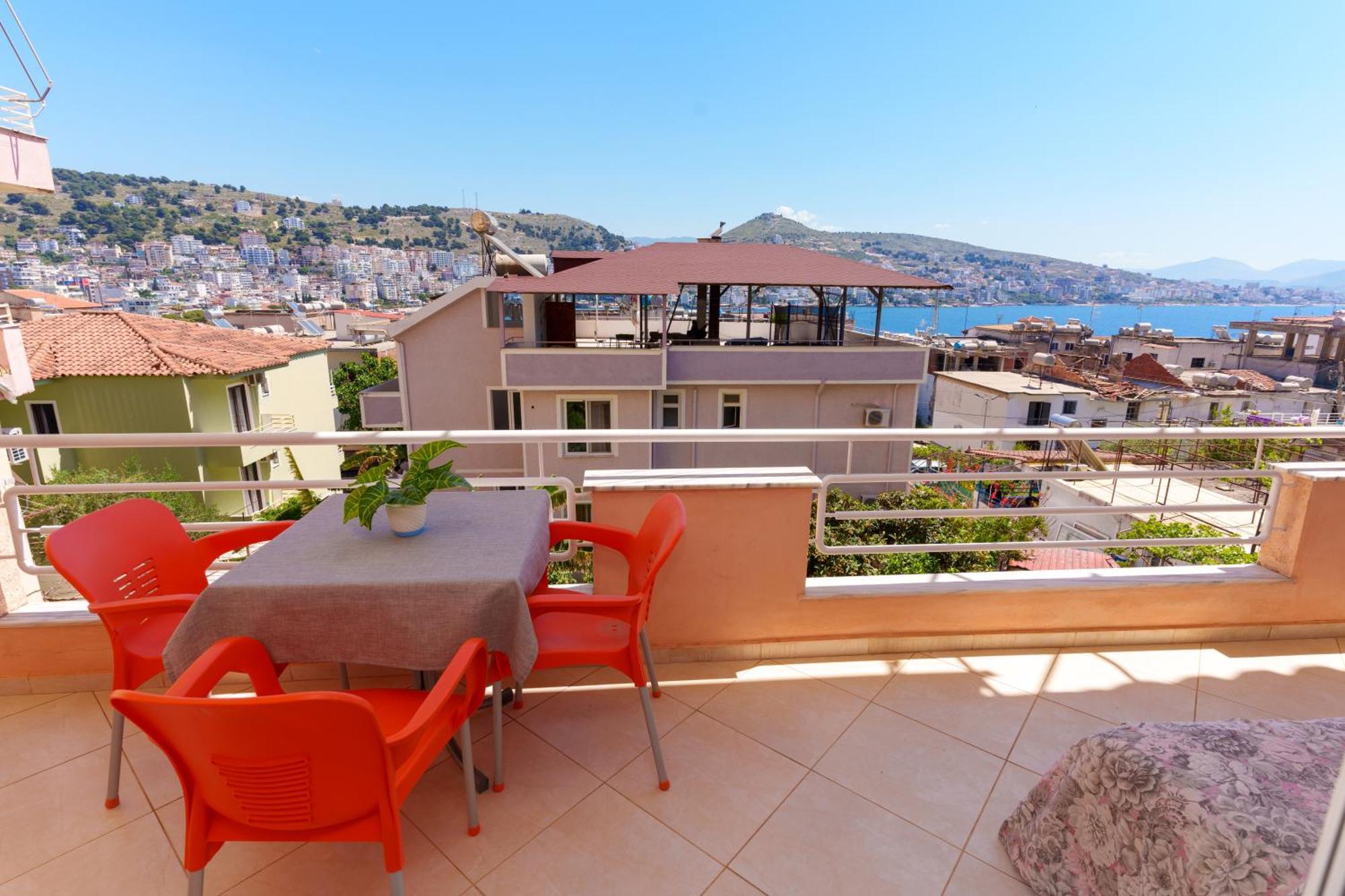 Sarah'S Apartments - 5 Min Walk To Beaches & Boulevard - Big Balcony! Саранда Экстерьер фото